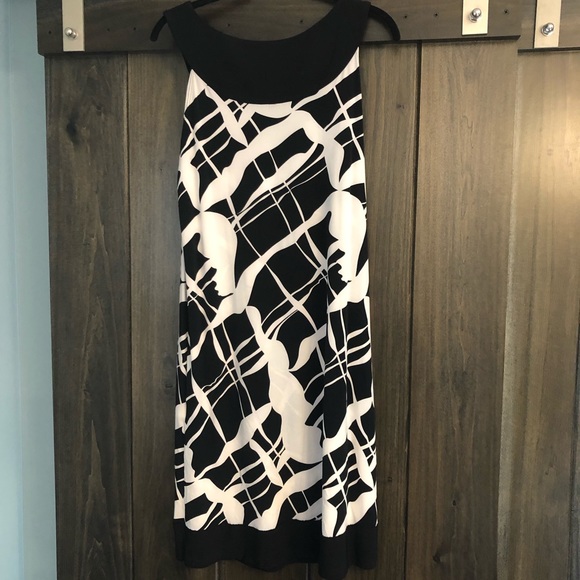 Blu Sage Black and White Dress - Picture 2 of 5